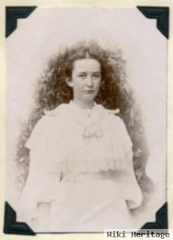 Elizabeth Hall "bessie" Hutchinson