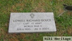 Lowell Richard Douce