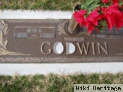 Olin B Godwin