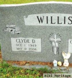 Clyde D Willis