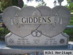 Gladys Giddens