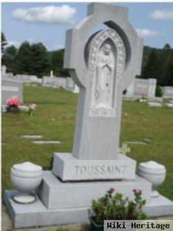 Alcide F Toussaint