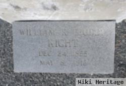 William R Kight