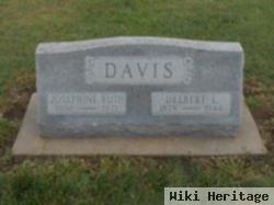 Delbert Davis, Sr