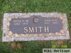 Ottis E Smith, Sr