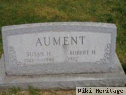 Susan H Aument